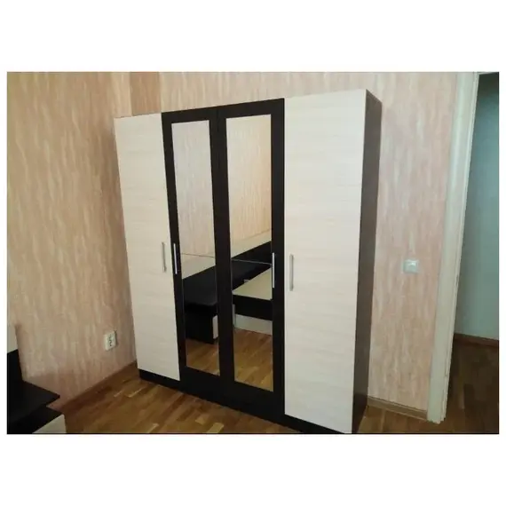 Шкаф 4х ств Леси (венге/ дуб молочный), изображение 3